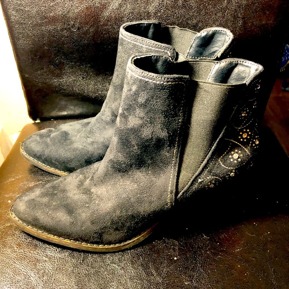 coconuts by matisse Tracy Womens Charcoal Suede w/Diamonds Ankle Boots Size 8M - Picture 1 of 13